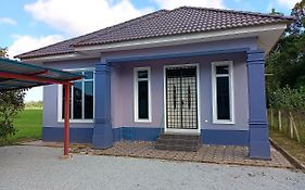 Ummi's Homestay Kuala Besut